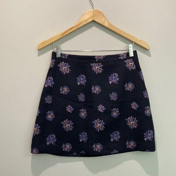 CLUB Monaco Wool Silk Camissa Skirt - Picture 2 of 10